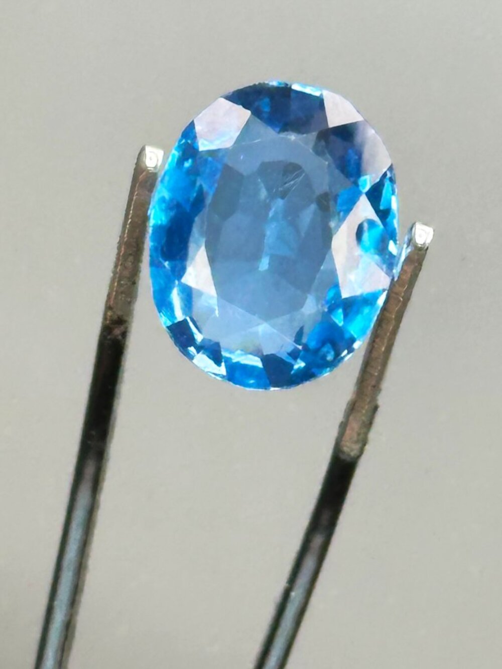 Cool Blue Aquamarine Gemstone